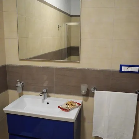 Bed & Breakfast Tally