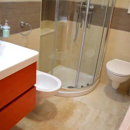 Tally Bed & Breakfast Salve